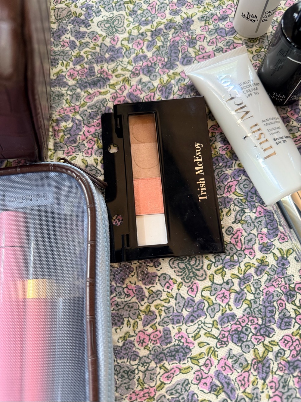 Trish McEvoy NWOT Never used. zip makeup organizer.Creams,shadows,eye misc. - Picture 14 of 16